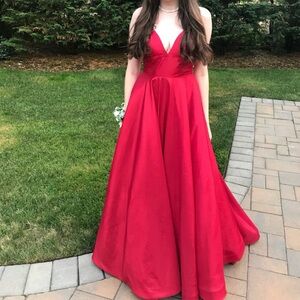 Sherri Hill prom dress